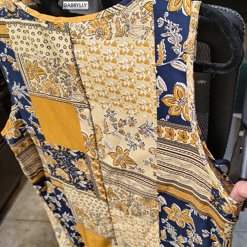 Emery Rose Multicolor Floral Patchwork Dress - Picture 7 of 11